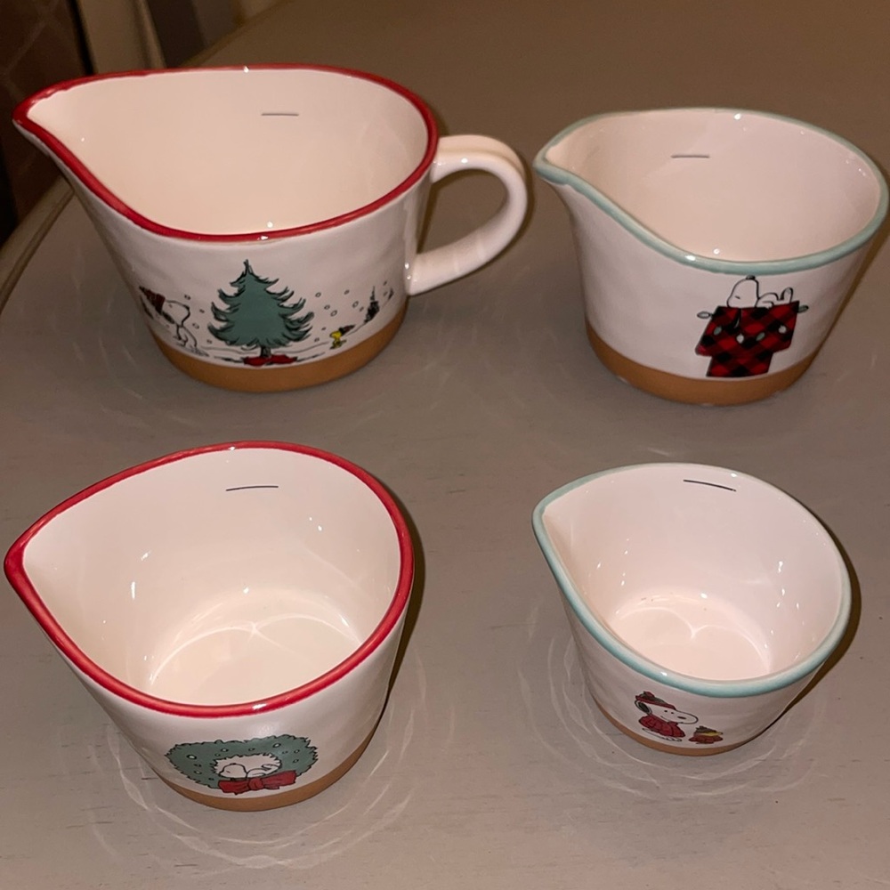 Rae Dunn Peanuts Christmas Measuring Cups